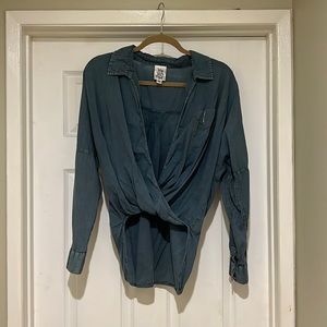 Loose fit Jean shirt